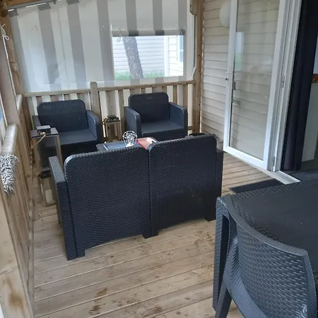 Campsite Mobil 2 Avec Terrasse Saint-Hilaire-de-Riez
