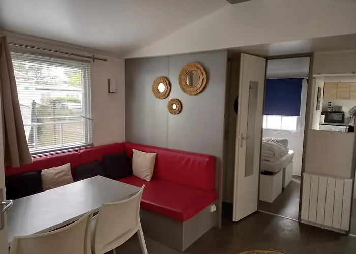 Mobil 2 Avec Terrasse Camping