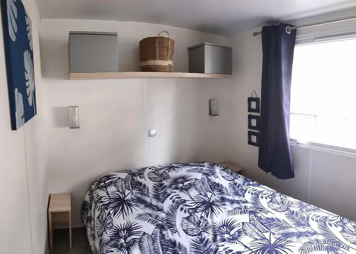 Camping Mobil 2 Avec Terrasse